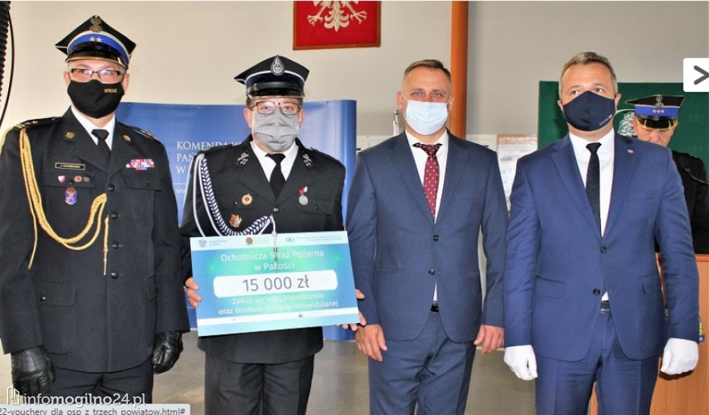 Strażacy z powiatu mogileńskiego otrzymali vouchery na zakup sprzętu oraz termomodernizację remiz strażackich