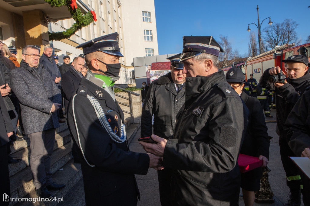Samochody strażackie trafiły do jednostek w całym regionie