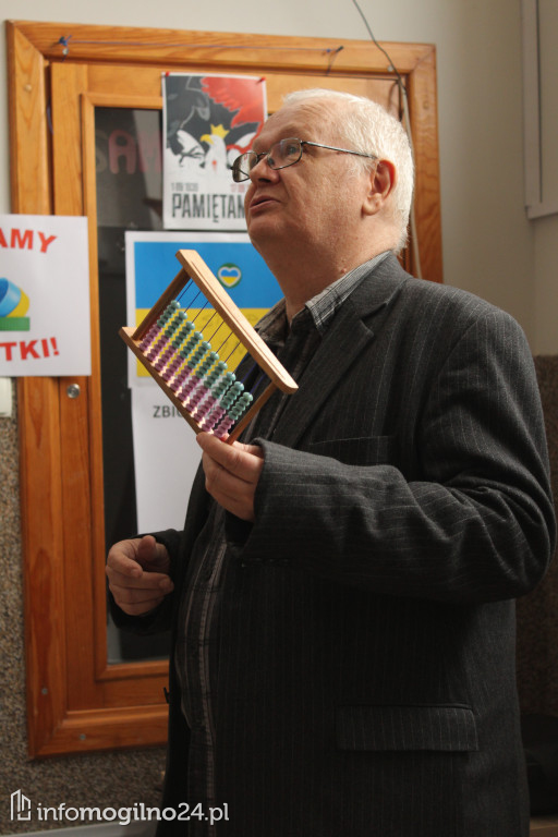 Nowa wystawa Szkolnej Galerii Sztuki w inowrocławskim rzemiośle [ZDJĘCIA]