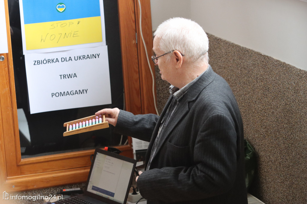 Nowa wystawa Szkolnej Galerii Sztuki w inowrocławskim rzemiośle [ZDJĘCIA]