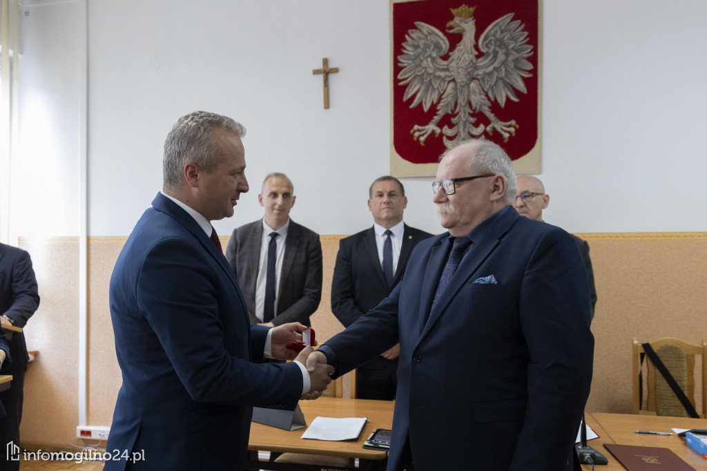 Prawie 50 mln zł rządowego wsparcia dla powiatu mogileńskiego! [ZDJĘCIA]