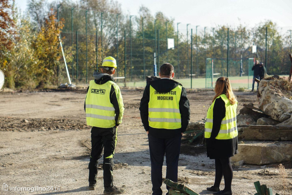 Wznowiono prace przy budowie boiska przy Zespole Szkolno-Przedszkolnym nr 2