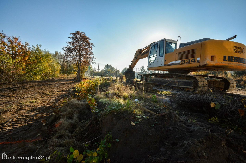 Wznowiono prace przy budowie boiska przy Zespole Szkolno-Przedszkolnym nr 2