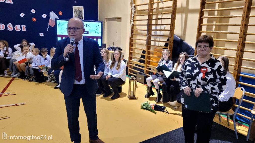 Gębice: Wieczornica patriotyczna w Szkole Podstawowej im. T. Kościuszki