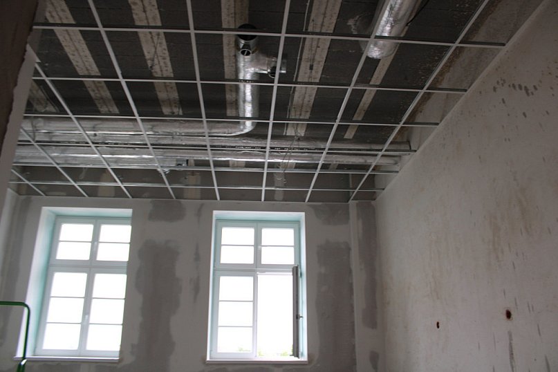 Na terenie SP ZOZ w Strzelnie prace trwają pełną parą [ZDJĘCIA]