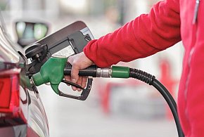 Ceny paliw. Kierowcy nie odczują zmian, eksperci mówią o "napiętej sytuacji"-5900