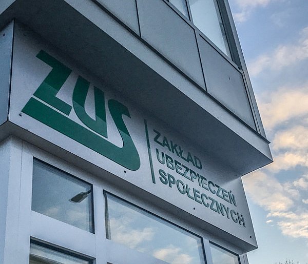 Wakacje składkowe biją rekordy. Nowe dane z ZUS-9566