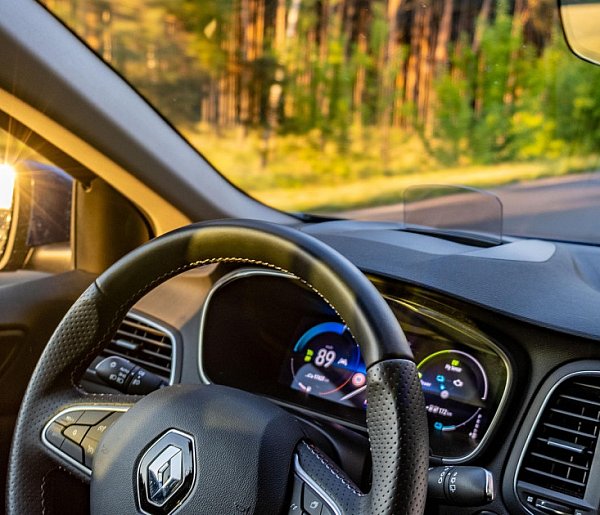 Masz to auto w garażu? Producent natychmiast wzywa na kontrolę!-9999