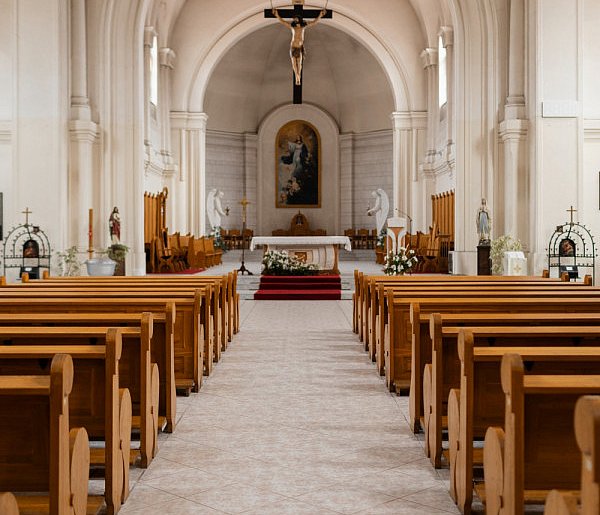 Miliony na Kościół w 2026 roku. Państwo co roku dokłada do duchownych-10619